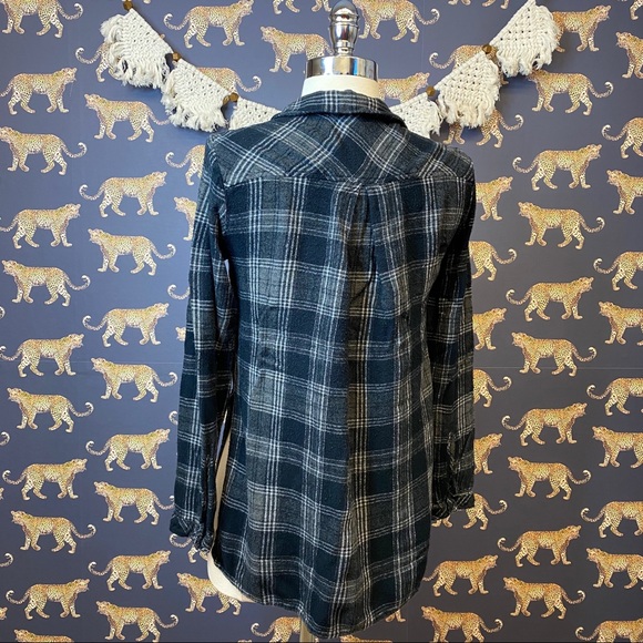 Bella Dahl Flannel Button Down - Picture 4 of 5